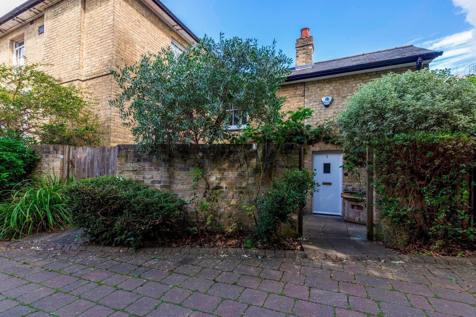 Pass The Keys Charming Cottage In City Centre With Free Parking Cambridge  Exterior photo